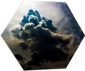 PVC Schuimplaat Hexagon - Donkere Wolken voor de Zon - 70x60.9 cm Foto op Hexagon (Met Ophangsysteem)