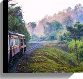 WallClassics - Canvas - Thaise Trein door Groen Natuurgebied in Thailand - 30x30 cm Foto op Canvas Schilderij (Wanddecoratie op Canvas)