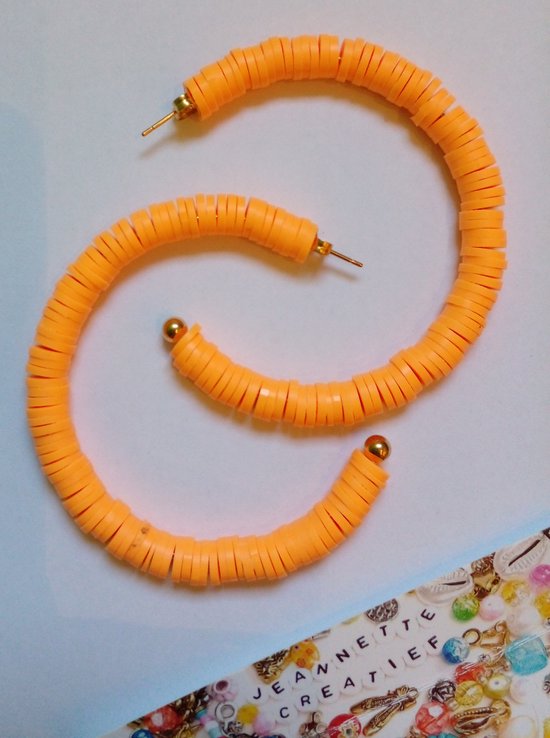 Jeannette-Creatief® - Neon - Neon Oranje - Hoops - Oorringen - Oranje Oorbellen - Katzuki kralen - Katsuki kralen - Oorbellen - Oorbellen Dames - Statement Oorbellen - Trend - Mode 2023 – Kleurrijk – Gekleurde Oorbellen - Gouden oorringen