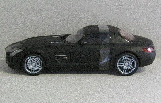 Mercedes SLS AMG C197 2010 – Minichamps 1/18, Modèle Réduit Métal Collection
