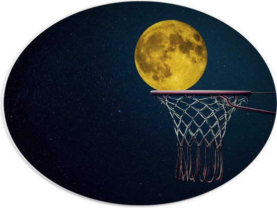 PVC Schuimplaat Ovaal - Maan met Gele Gloed in Basketbal Net - 40x30 cm Foto op Ovaal (Met Ophangsysteem)