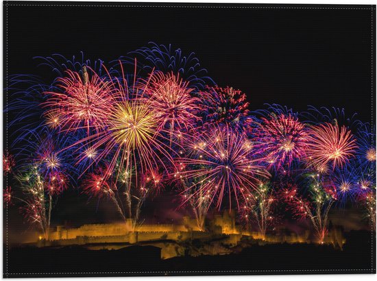 Vlag - Grote Vuurwerkshow boven Kasteel - 40x30 cm Foto op Polyester Vlag