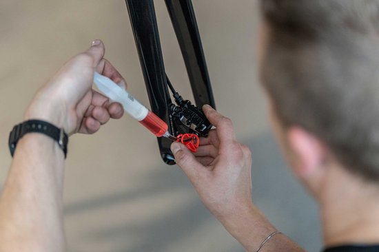 BBB Cycling Remontluchter Set - Bleedkit Shimano - Complete Rem Ontluchtingsset Shimano - Compatibel met Shimano MTB en Road Groepsets - BBS-103 van BBB Cycling — afbeelding 4