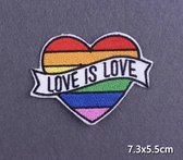 Strijkembleem - Regenboog - Love is Love - Patch - Kleding - Textiel - Geborduurd - Liefde