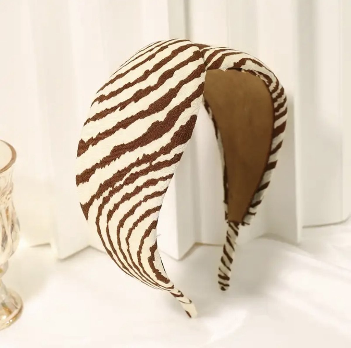 Haarband- Haaraccessoire- Hoofdband- Kleur: Bruin en beige (zebra print)