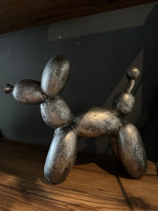 Beeld Liefde Bestaat Echt Een Dans Van Het Leven Gemaakt Van Aluminium En Hout Koper Brons Kleur 15x10x32 Cm