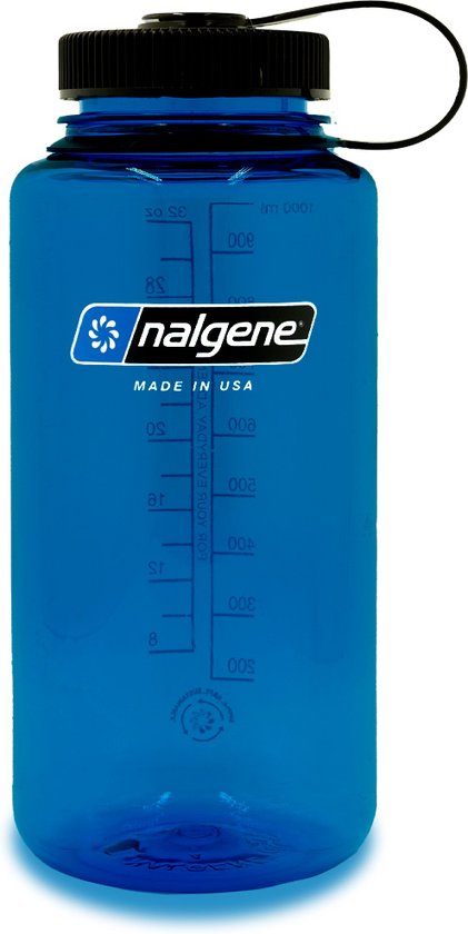 Transparante blauwe Nalgene waterfles van 1000 ml met zwarte dop. Inclusief logo en maataanduiding.