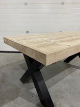 table à manger en bois d'échafaudage