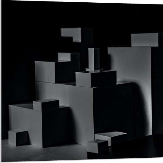 Acrylglas - Opgestapelde Balken en Blokken in Donkere Omgeving - 80x80 cm Foto op Acrylglas (Wanddecoratie op Acrylaat)