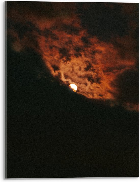 Acrylglas - Zon Verdwijnend achter Donker Wolkenveld - 30x40 cm Foto op Acrylglas (Met Ophangsysteem)