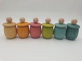 Houten poppetjes in bakjes - Pastelkleuren - 6 stuks - Open einde speelgoed - Educatief montessori speelgoed - Grapat en Grimms style