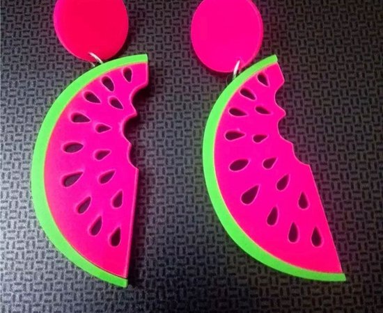 Akyol - watermeloen oorbellen – roze -Cadeau -oorbellen - leuke watermeloen oorbellen - Sieraad- fruit oorbellen - roze oorbel