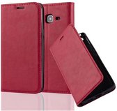 Cadorabo Hoesje geschikt voor Samsung Galaxy J3 2016 in APPEL ROOD - Beschermhoes met magnetische sluiting, standfunctie en kaartvakje Book Case Cover Etui