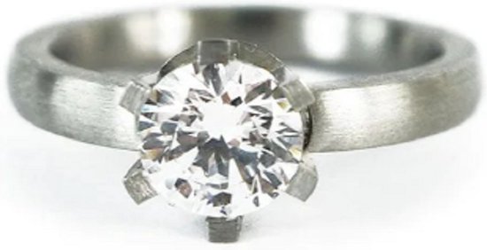 Schitterende Timeless Ring met Zirkonia 17.75 mm. (maat 56) | Damesring |Aanzoeksring|Verlovingsring