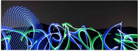 Poster Glanzend – Abstracte Neon Cirkels in Landschap - 60x20 cm Foto op Posterpapier met Glanzende Afwerking