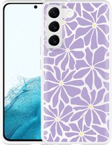 Cazy Hoesje geschikt voor Samsung Galaxy S22 Abstracte Paarse Bloemen