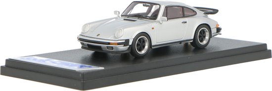 Porsche 911 3.2 Coupé With rear wing Looksmart Modelauto 1 Porsche 911 3.2 Coupé With rear wing Looksmart Modelauto 1