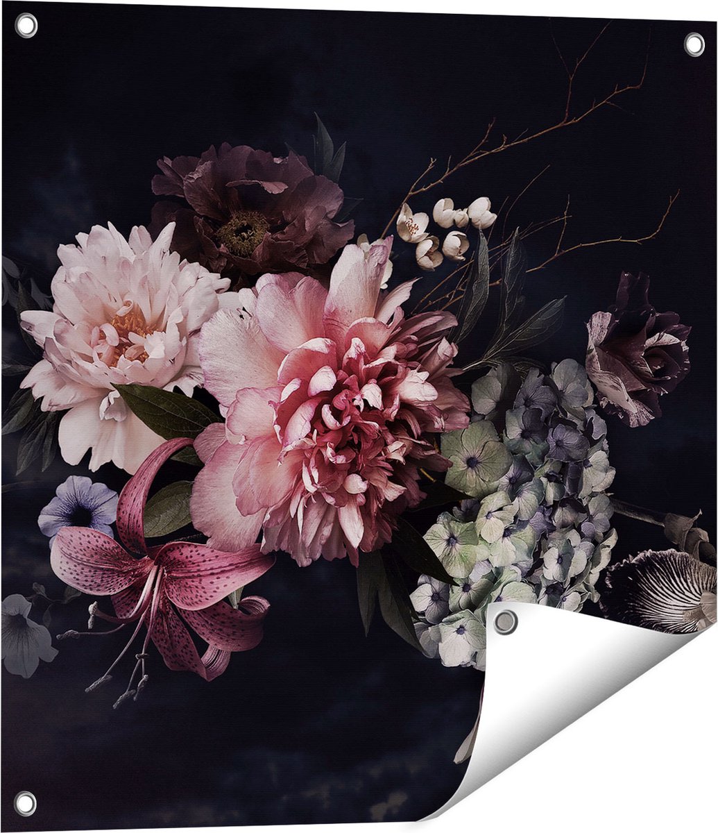 Gards Tuinposter Diverse Bloemen op Zwart Achtergrond - 60x60 cm - Tuindoek - Tuindecoratie - Wanddecoratie buiten - Tuinschilderij Multikleur