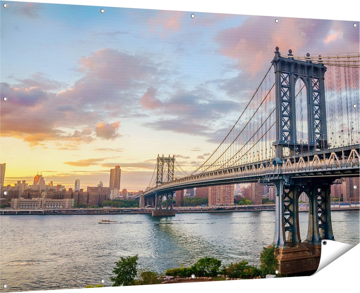 Gards Tuinposter Manhattan Bridge Brug in New York - 180x120 cm - Tuindoek - Tuindecoratie - Wanddecoratie buiten - Tuinschilderij Multikleur