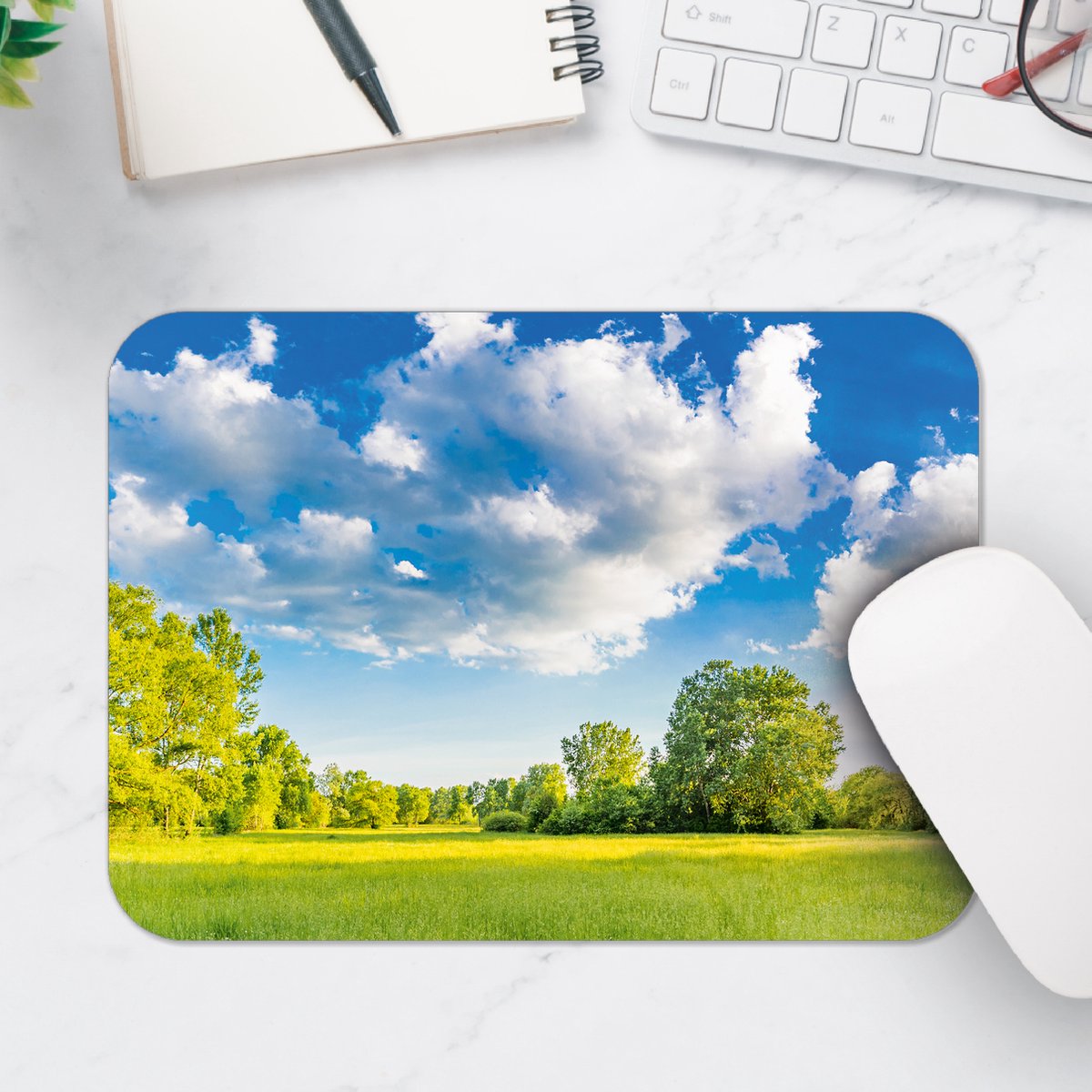 Muismat - Natuur Weide in de Lente - 25x18 cm - 2 mm Dik - Muismat van Vinyl