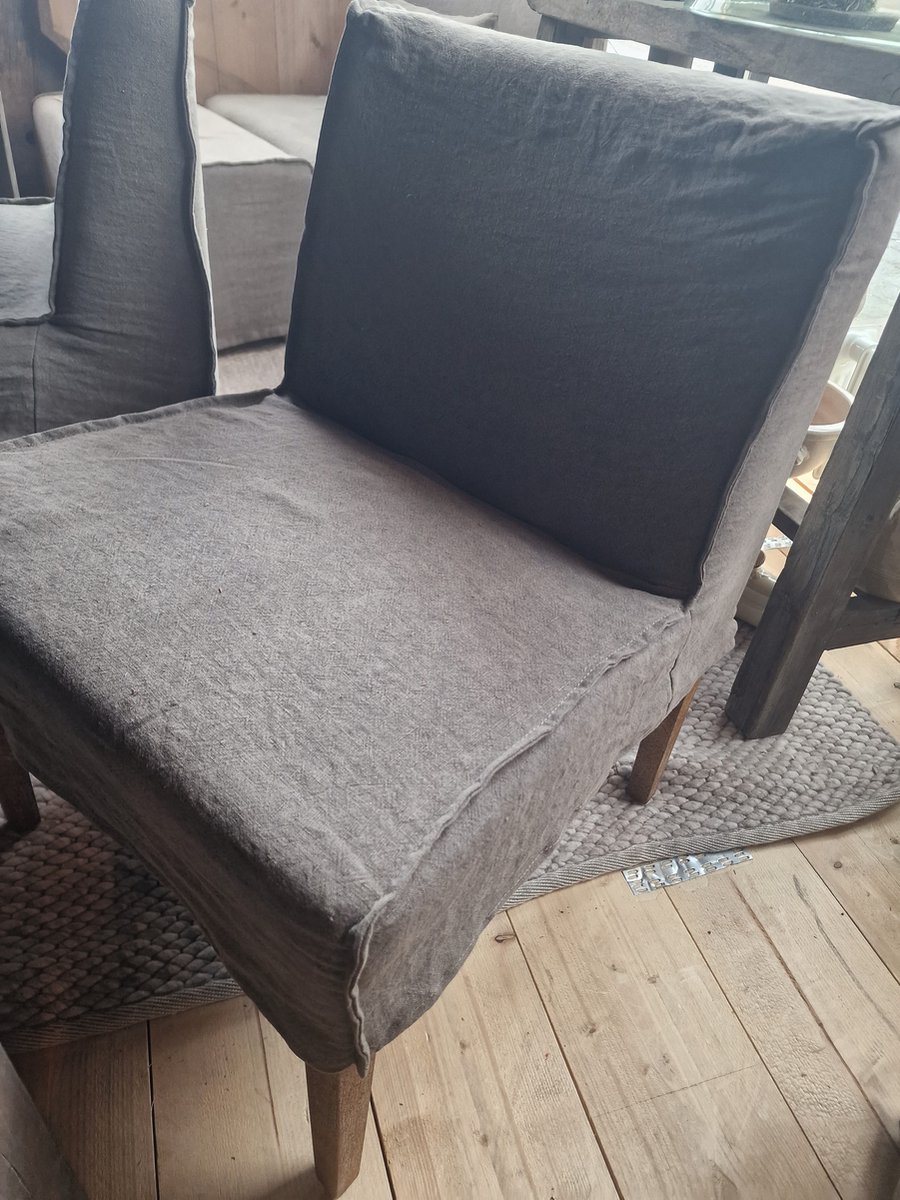 AURA PEEPERKORN| EETKAMERSTOEL| LALINDE| KLEUR: TAUPE