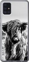 Geschikt voor Samsung Galaxy A52 5G hoesje - Koe - Schotse hooglander - Zwart - Wit - Dier - Natuur - Wild - Siliconen Telefoonhoesje