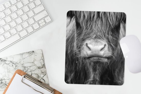 Muismat 19x23 cm - Mousepad Schotse hooglander - Koe - Zwart - Wit - Dieren - Muismatten