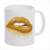 Bedrukte beker met gouden lippen, Bedrukte mok afbeelding met gouden lippen, goudkleurige lippen, mok gouden lippen, lippen , mok, beker, cadeau, Mok met lippen