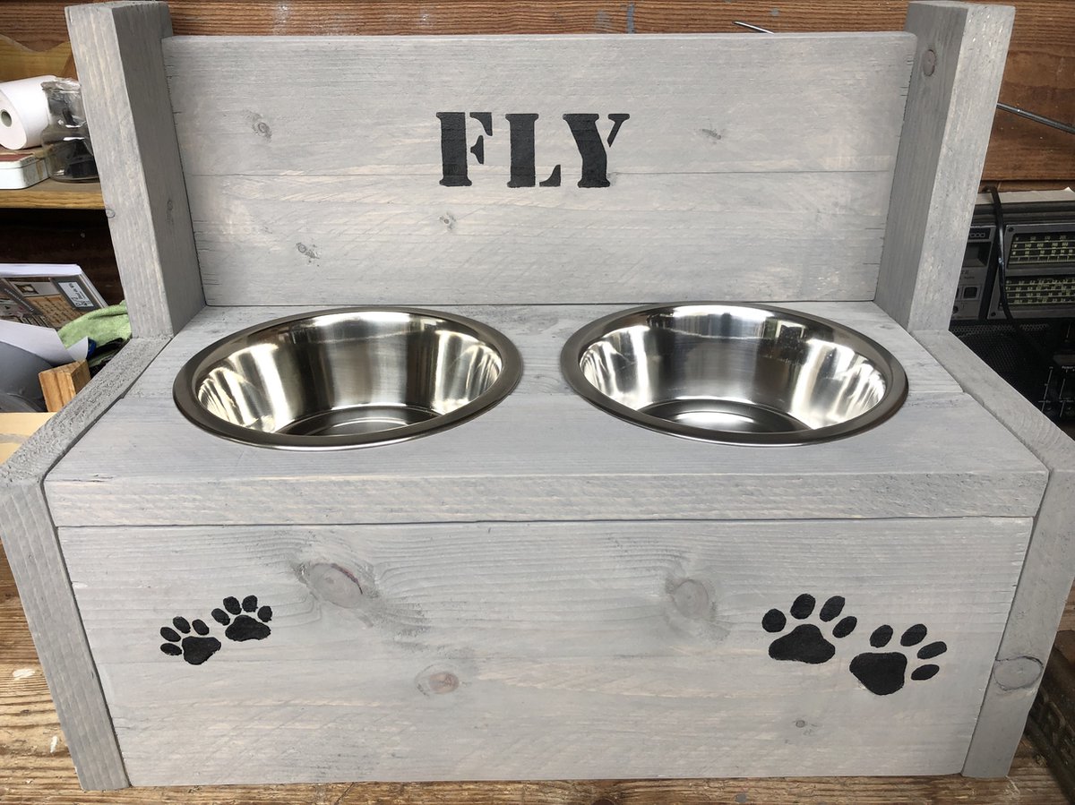 Bol.com Middelgrote hondenvoerbak met GRATIS NAAM HOND + 2 RVS bakjes 21 cm aanbieding