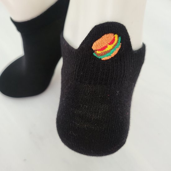 Verjaardag cadeau - Hamburger sokken – sneaker sokken - vrolijke sokken - valentijn cadeau – lage sokken - grappige sokken - leuke dames en heren sokken - moederdag - vaderdag - Socks waar je Happy van wordt - Maat 37-44