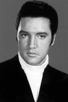 Tuinposter - Filmsterren - Retro / Vintage - Elvis Presley in wit / grijs / zwart - 120 x 180 cm.