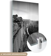 MuchoWow® Glasschilderij 80x120 cm - Schilderij acrylglas - Zonsopkomst in de Grand Canyon - zwart wit - Foto op glas - Schilderijen