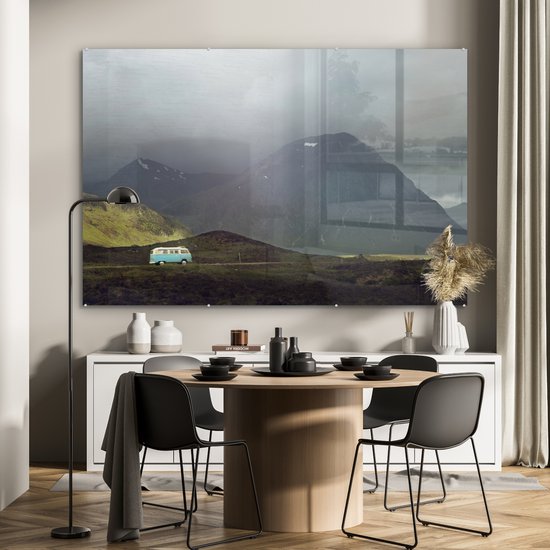 MuchoWow® Glasschilderij 180x120 cm - Schilderij acrylglas - Bus - Blauw - Bergen - Foto op glas - Schilderijen