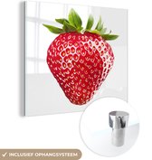 MuchoWow® Glasschilderij 50x50 cm - Schilderij acrylglas - Aardbei - Fruit - Wit - Foto op glas - Schilderijen
