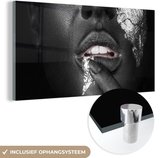 MuchoWow® Glasschilderij 160x80 cm - Schilderij acrylglas - Vrouw - Zilver - Zwart - Verf - Foto op glas - Schilderijen