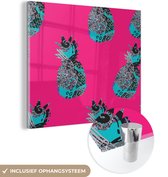 MuchoWow® Glasschilderij 50x50 cm - Schilderij acrylglas - Illustratie van patroon met abstract ingekleurde ananassen - Foto op glas - Schilderijen