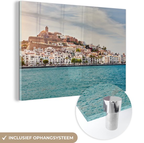 MuchoWow® Glasschilderij 90x60 cm - Schilderij acrylglas - Dalt Vila op Ibiza - Foto op glas - Schilderijen