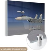 MuchoWow® Glasschilderij 30x20 cm - Schilderij acrylglas - Vliegtuig - Straaljager - Piloot - Foto op glas - Schilderijen