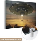 MuchoWow® Glasschilderij 90x60 cm - Schilderij acrylglas - Een illustratie van een UFO die een auto omhoog straalt - Jongens - Meisjes - Kinderen - Kindje - Foto op glas - Schilderijen