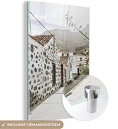 MuchoWow® Glasschilderij 40x60 cm - Schilderij acrylglas - Straat - Zomer - Architectuur - Foto op glas - Schilderijen