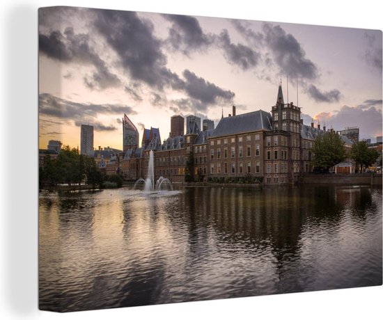 Canvas Schilderij Den Haag - Binnenhof - Wolken - 60x40 cm - Wanddecoratie