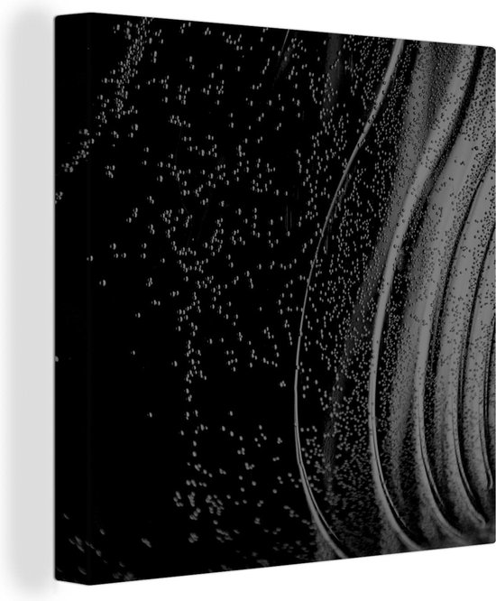 Canvas Schilderij Close-up abstracte bierfles - zwart wit - 20x20 cm - Wanddecoratie