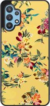 Samsung A32 5G hoesje - Bloemen geel flowers | Samsung Galaxy A32 5G case | Hardcase backcover zwart