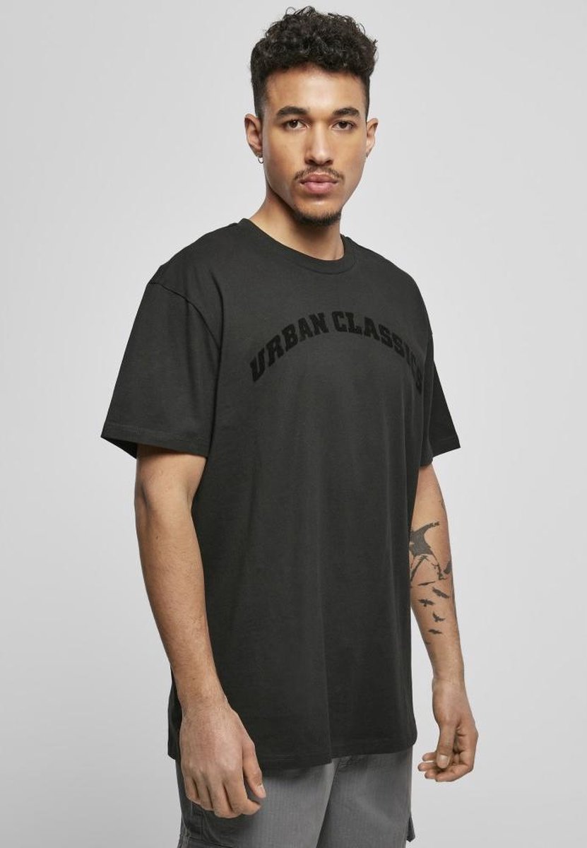 Urban Classics Oversized Gate Heren T-shirt L Zwart