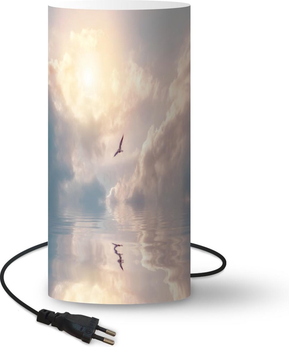 Lamp - Nachtlampje - Tafellamp slaapkamer - Vogel - Zee - Zon - 33 cm hoog - Ø15.9 cm - Inclusief LED lamp