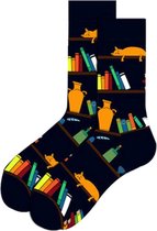 Winkrs - Boekenkast sokken - Grappige sokken voor de boekenwurm of schrijver - Boeken, kat, inkt - Dames/heren maat 39-44