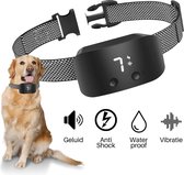 LUVIQ Anti Blafband - Blafband voor honden - 3KG-50KG - Inclusief Gratis Hondenfluitje - Diervriendelijk - Zonder Schok -  Halsband Hond  -  Anti Blaf Apparaat - Oplaadbaar - Zwart