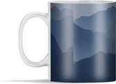 Mok - Panorama van silhouetten van bergen - 350 ml - Beker