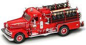 LUCKY/ROAD LEGEND Seagrave 750 RD 1958 schaalmodel 1:24