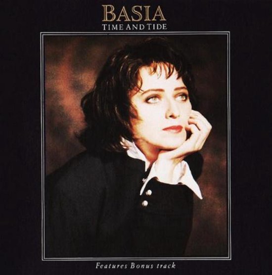 Portret van Basia op de hoes van 'Time And Tide', met bonus track.